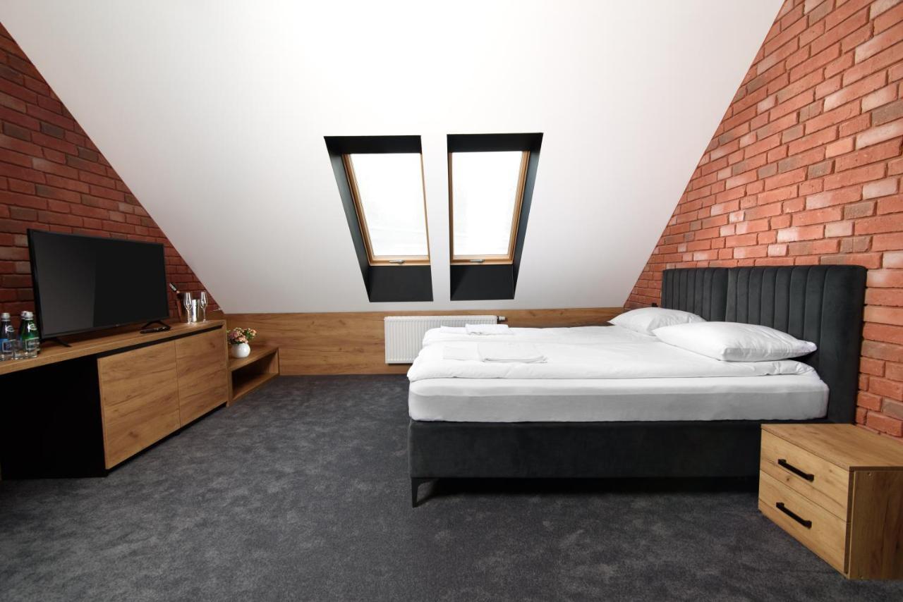 Bed and Breakfast Ostoja Garden Brody  Экстерьер фото